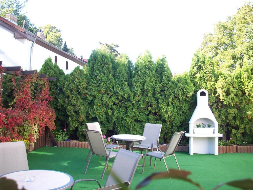 Apartmentpension Am Krongut Potsdam Exterior photo